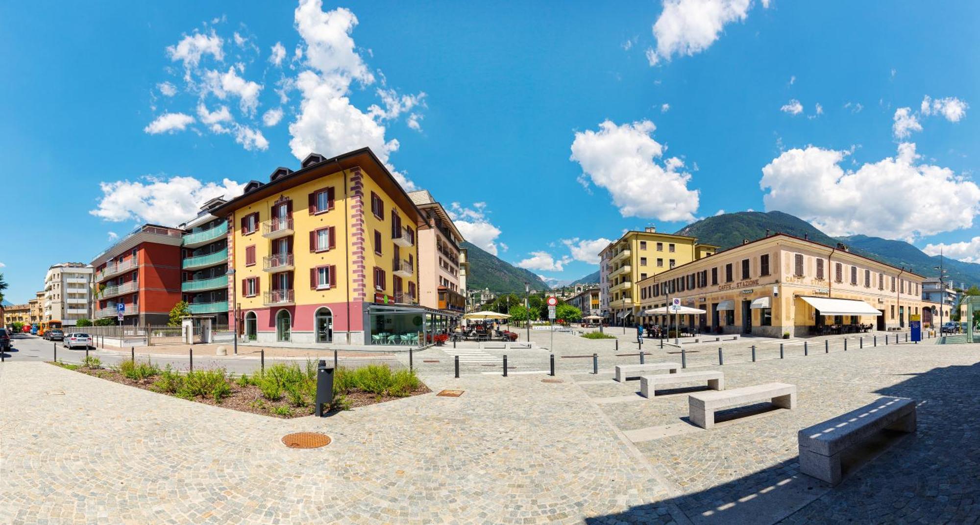 Residenza Il Castello Apartment ซอนดริโอ ภายนอก รูปภาพ